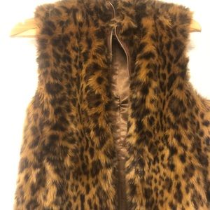 Jcrew faux fur leopard vest size small